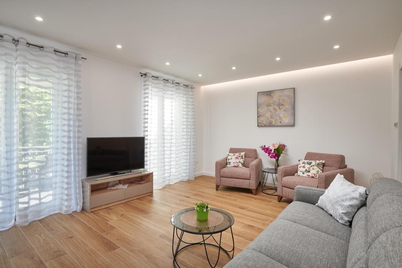 Newly Renovated Apt. Near To Entrance To Old Town Ντουμπρόβνικ Εξωτερικό φωτογραφία