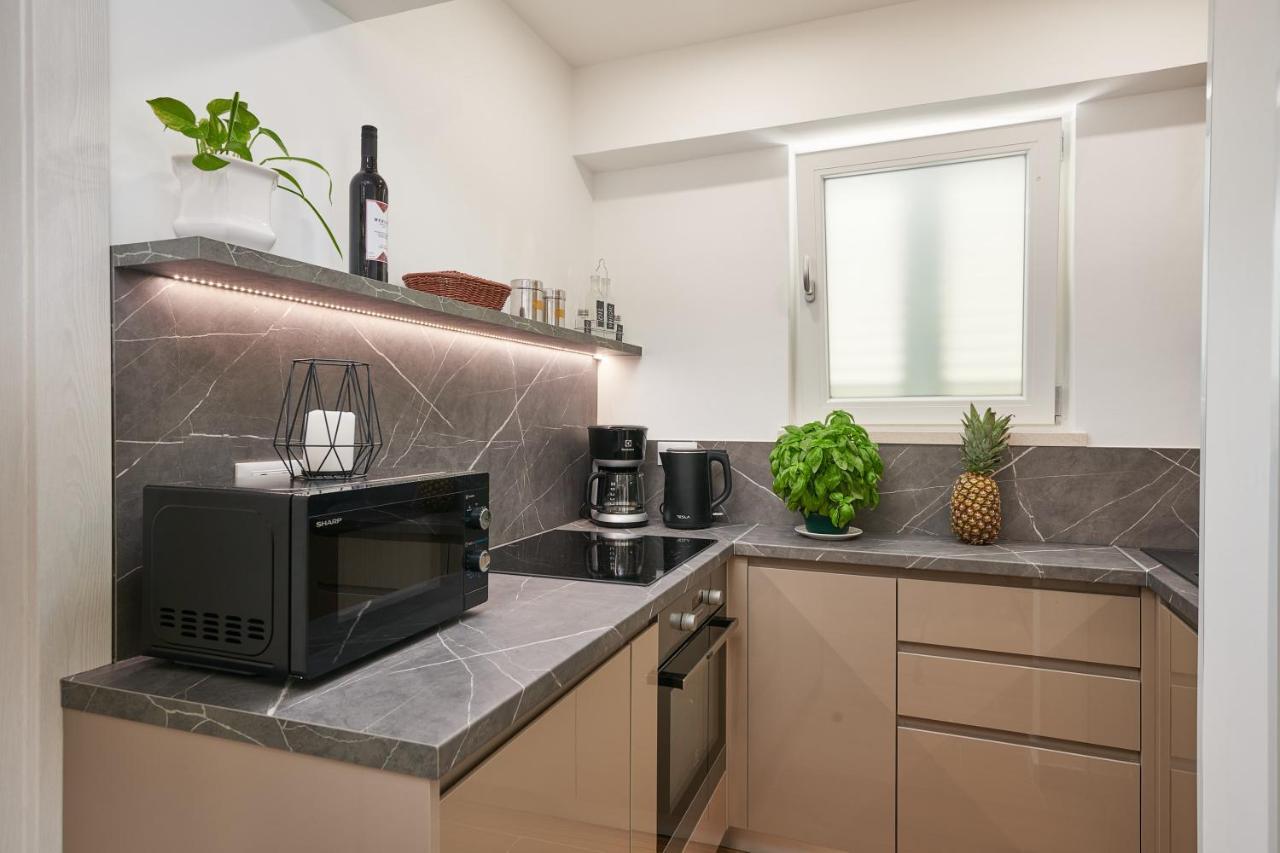 Newly Renovated Apt. Near To Entrance To Old Town Ντουμπρόβνικ Εξωτερικό φωτογραφία
